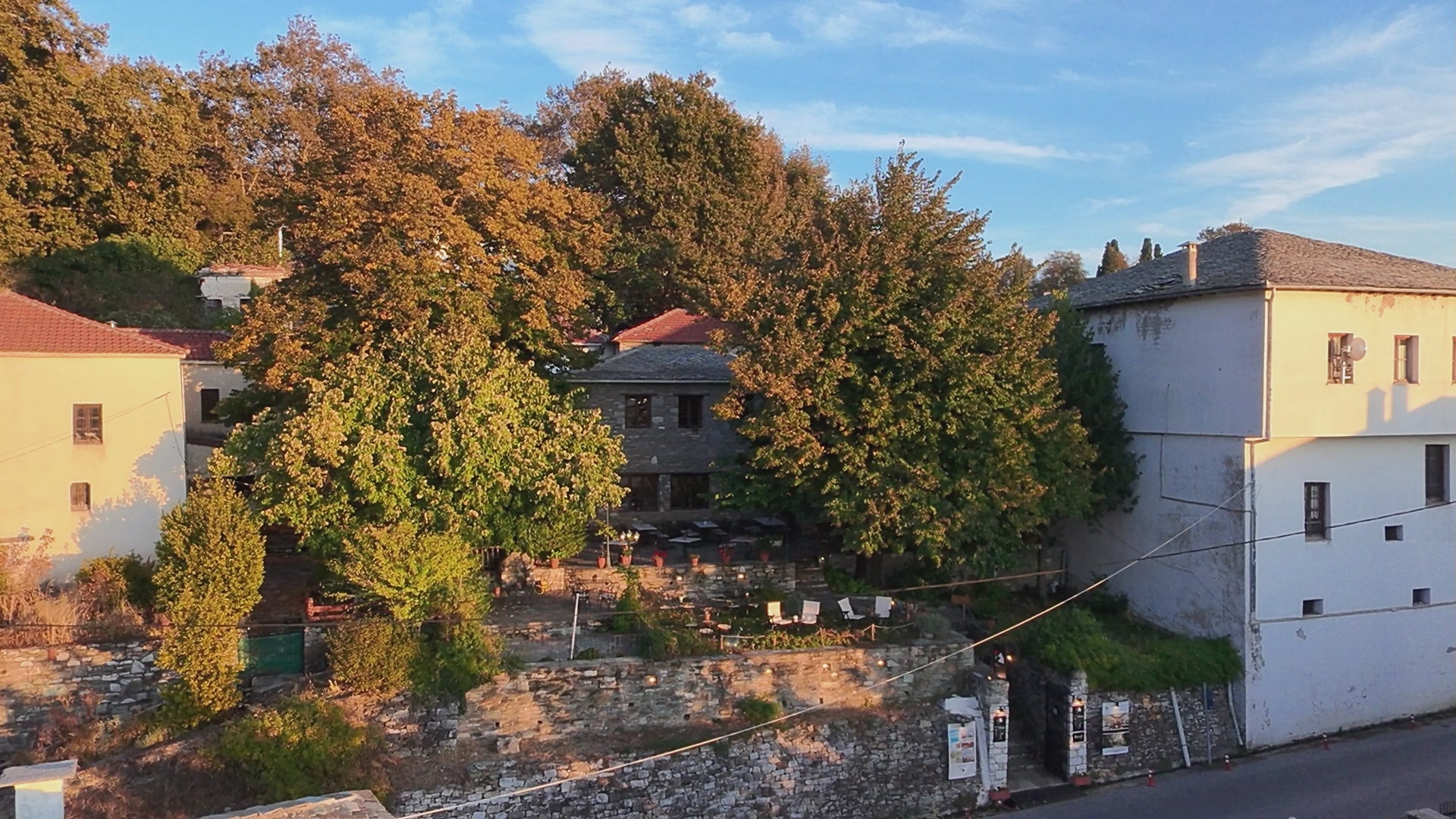 Φόρτωση βίντεο: 